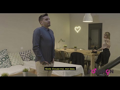 ❤️ PORNBCN 4K 一个成熟的女人与大乳房要肛门性交年轻的男妓与大阴茎口交amortism硬他妈的手工作狗风格阴部舔高潮法语字幕 Porno vk❌️❤